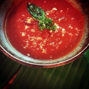 raw paradajková polievka