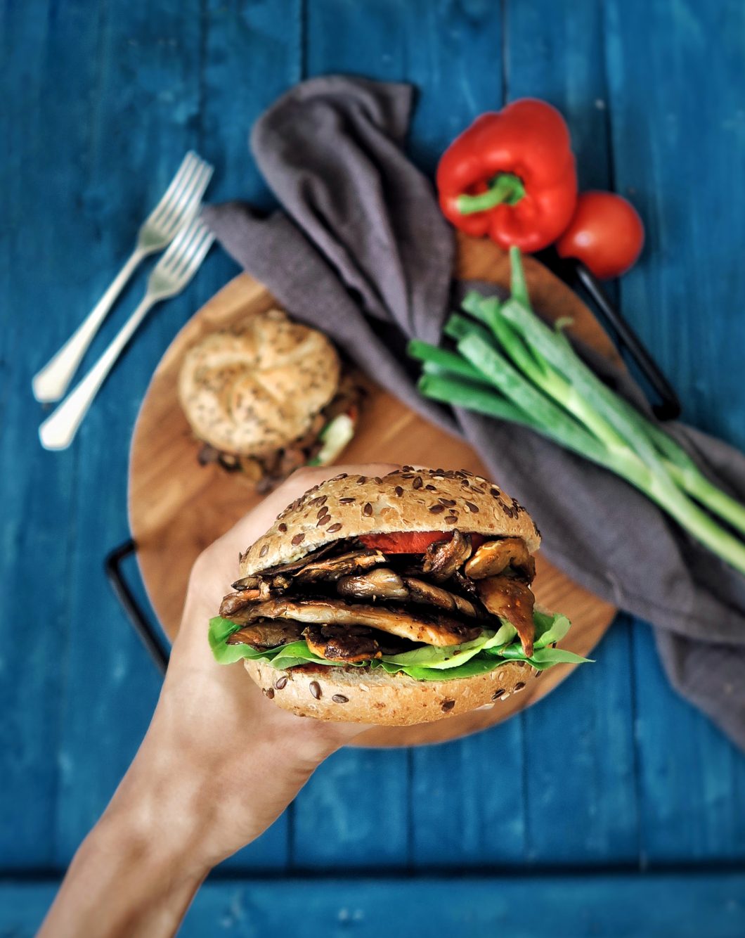 Hlivový gyros burger - Surová Dcérka - Vegan Recepty