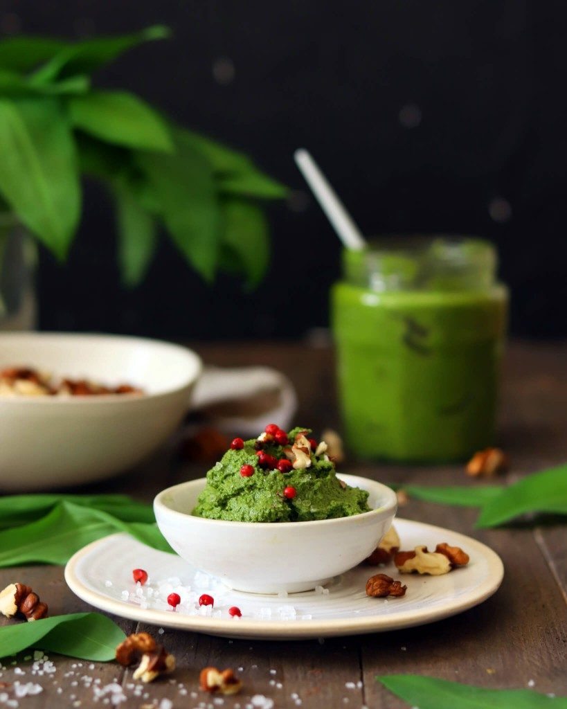 vegan pesto z medvedieho cesnaku