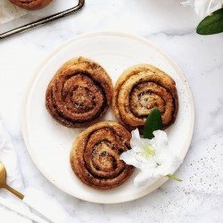 Vegan osie hniezda so škoricou